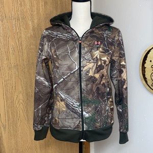 Camo Under Armour Zip-up!